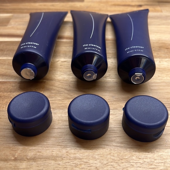 3 Curology Cleanser Face Wash - Never Opened! - Picture 2 of 2